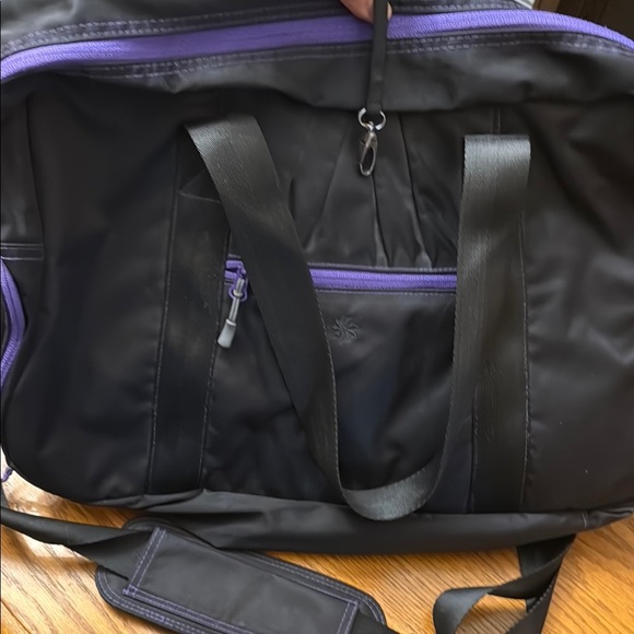 Athleta gym duffle bag - Picture 3 of 5